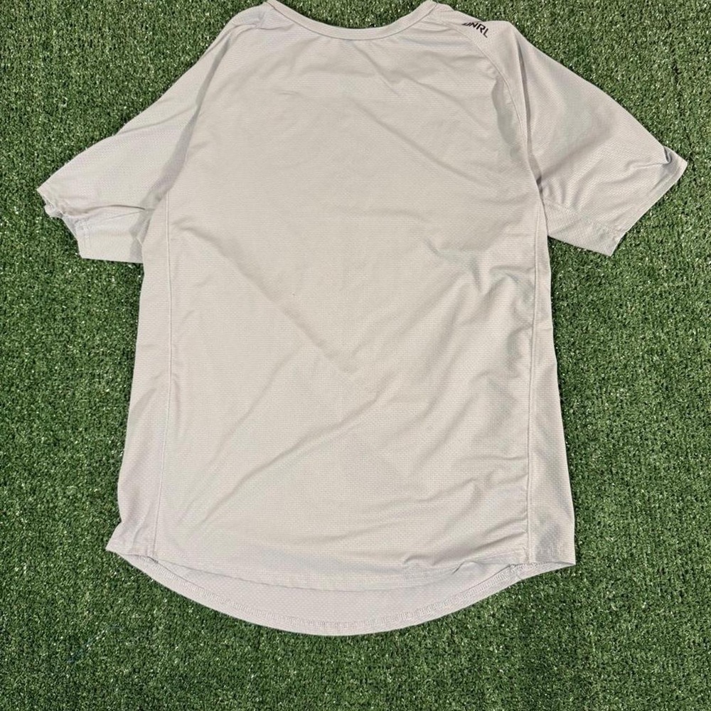 UNRL Streamline Performance Tee Coconut Off-White Mens Size S Athletic Shirt